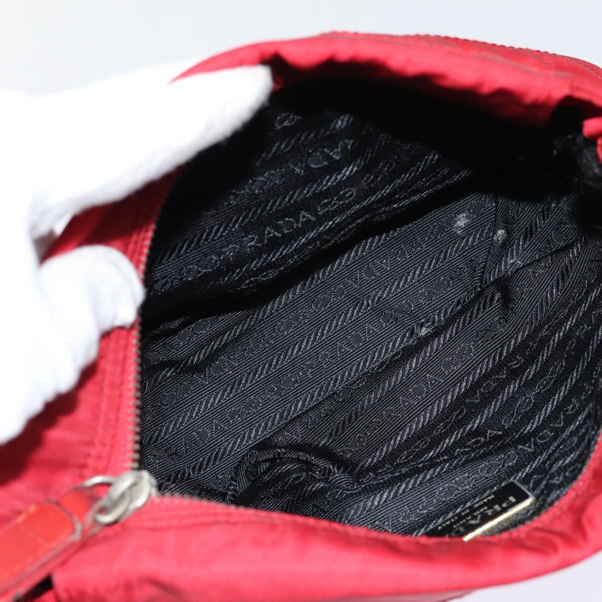 Prada Tessuto Red Synthetic Clutch Bag (Pre-Owned) Size ONE SIZE - 5 Thumbnail