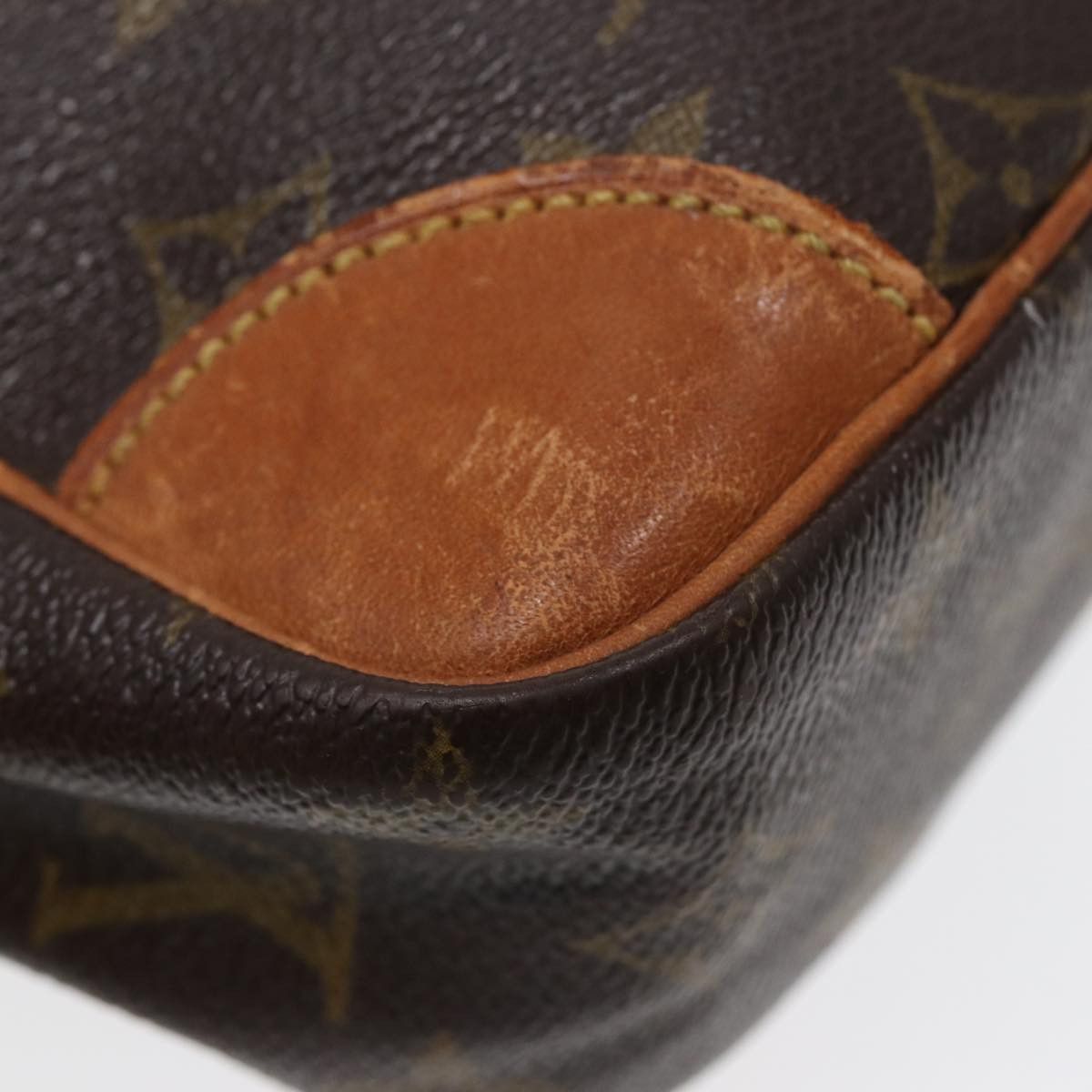 Louis Vuitton Compiegne 28 Brown Canvas Clutch Bag (Pre-Owned) Size ONE SIZE - 6 Thumbnail