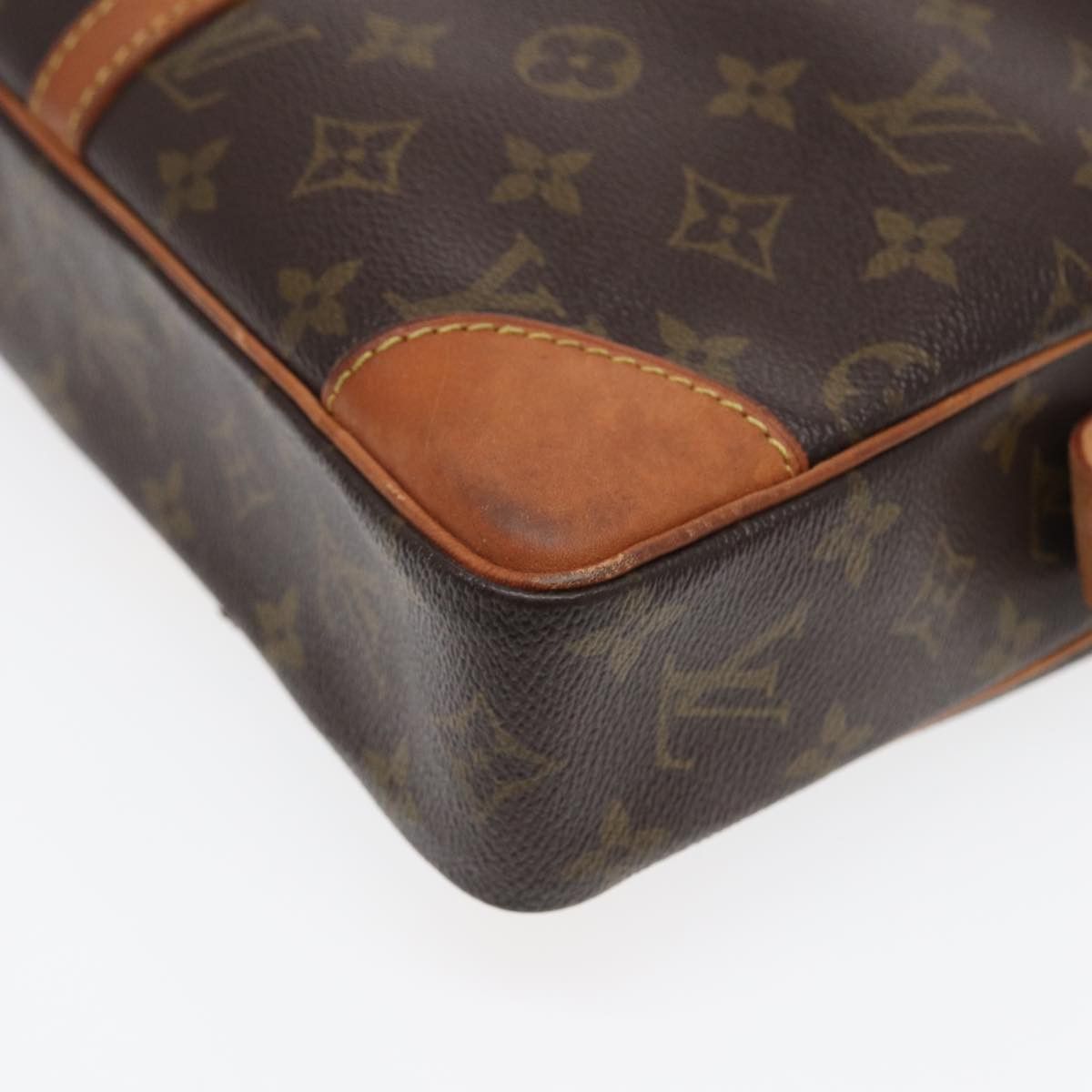 Louis Vuitton Voyage Brown Canvas Handbag (Pre-Owned) Size ONE SIZE - 16 Thumbnail