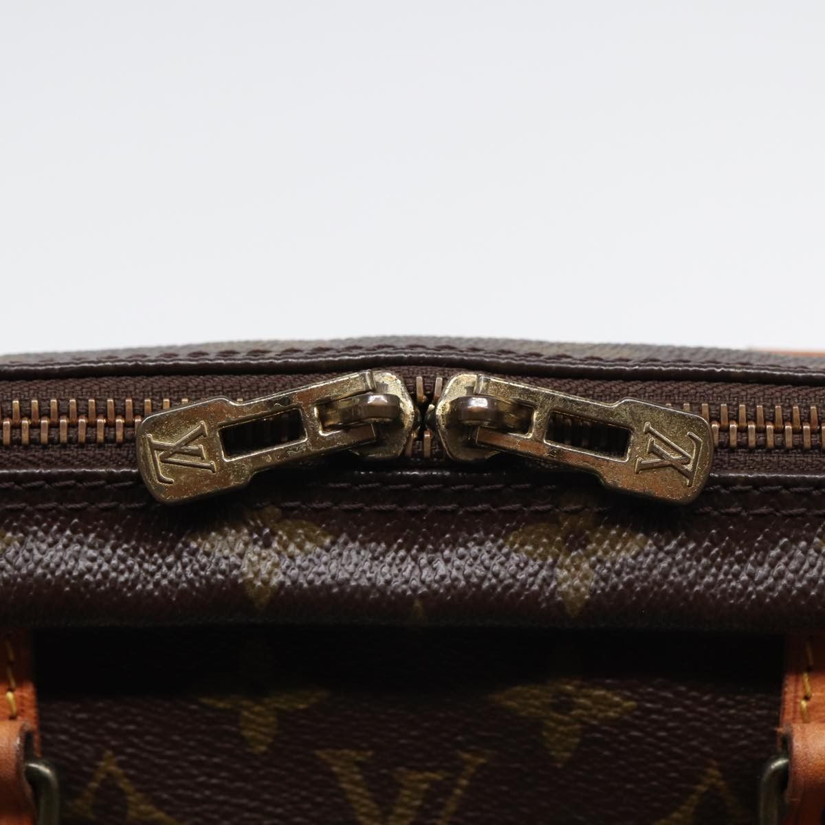 Louis Vuitton Voyage Brown Canvas Handbag (Pre-Owned) Size ONE SIZE - 19 Thumbnail