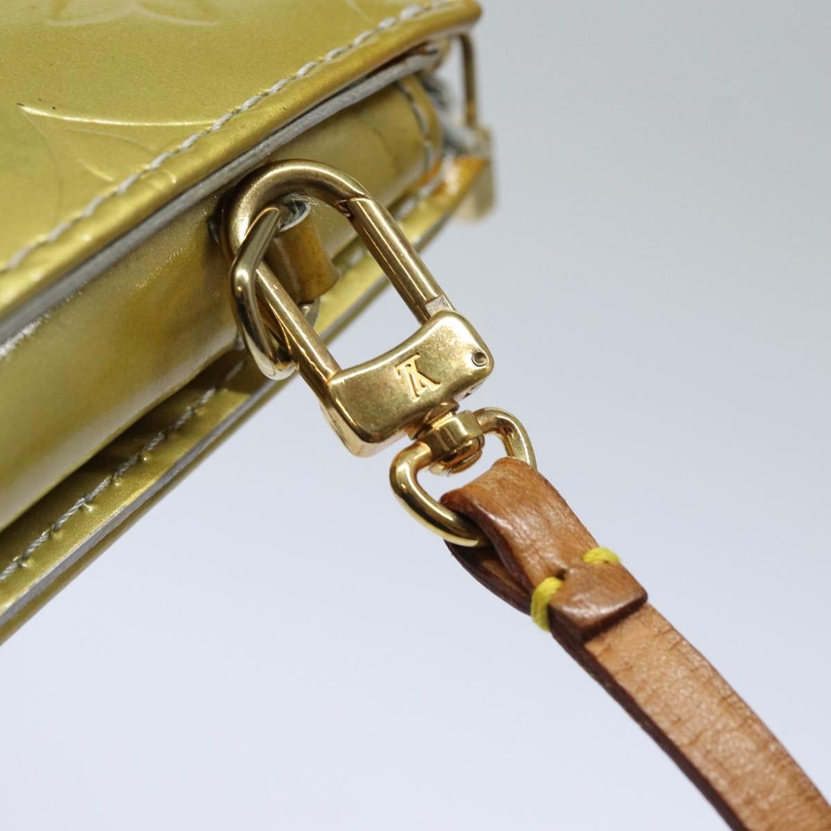 Louis Vuitton Mott Yellow Patent Leather Clutch Bag (Pre-Owned) Size ONE SIZE - 19 Thumbnail
