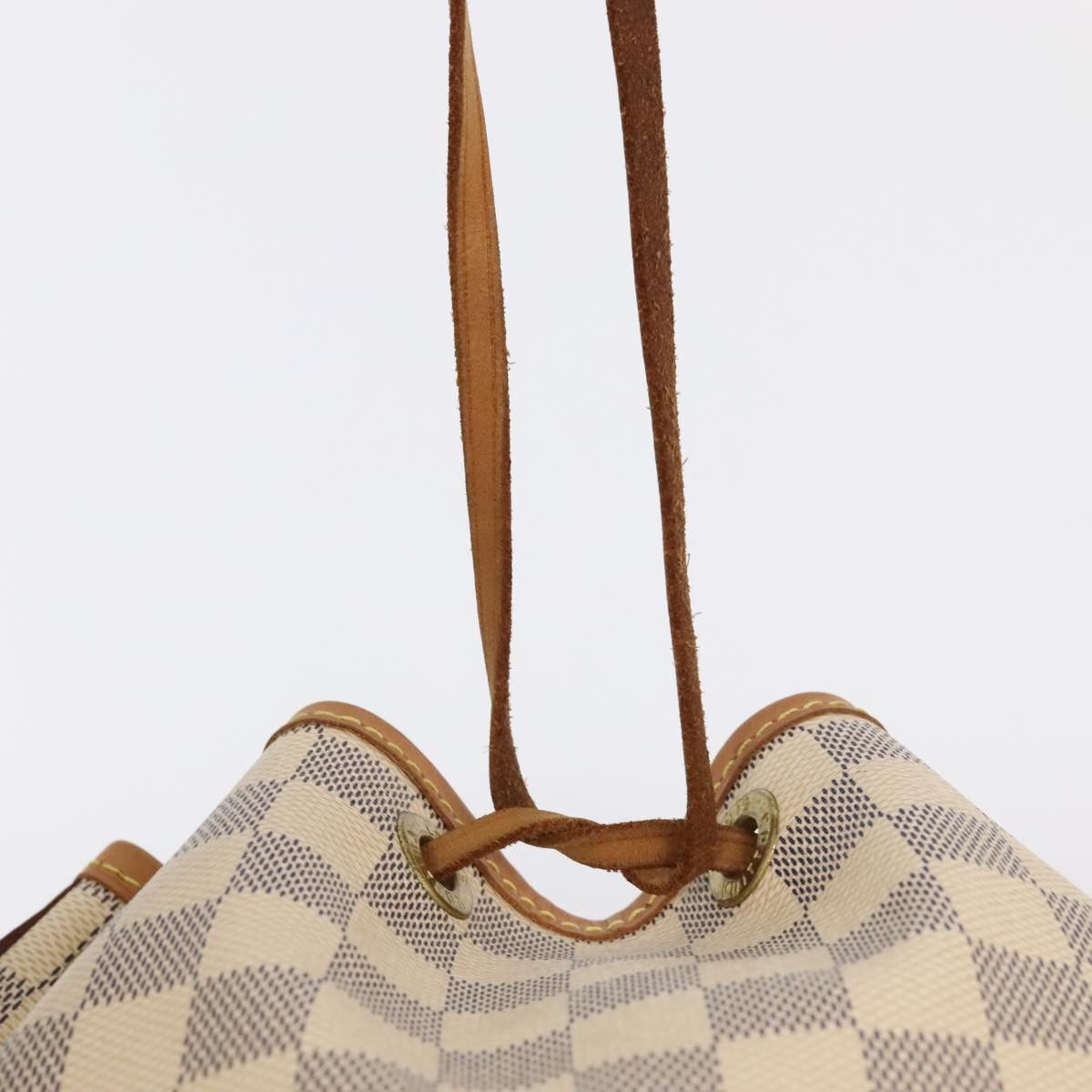 Louis Vuitton Noé Bb White Canvas Shoulder Bag (Pre-Owned) Size ONE SIZE - 20 Thumbnail