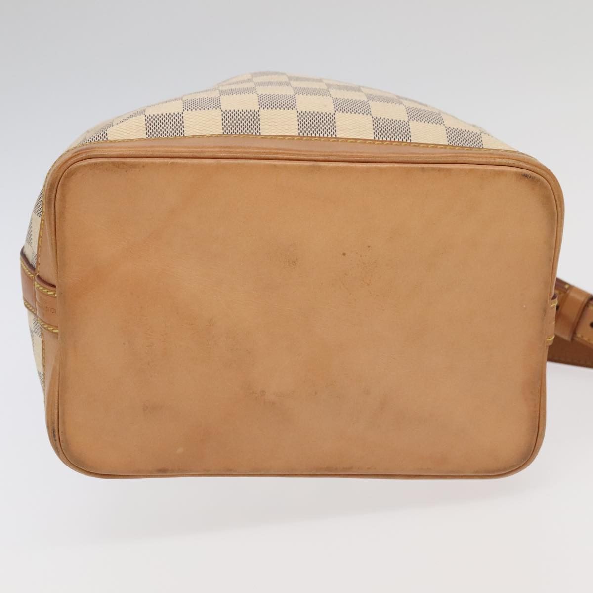 Louis Vuitton Noé Bb White Canvas Shoulder Bag (Pre-Owned) Size ONE SIZE - 18 Thumbnail