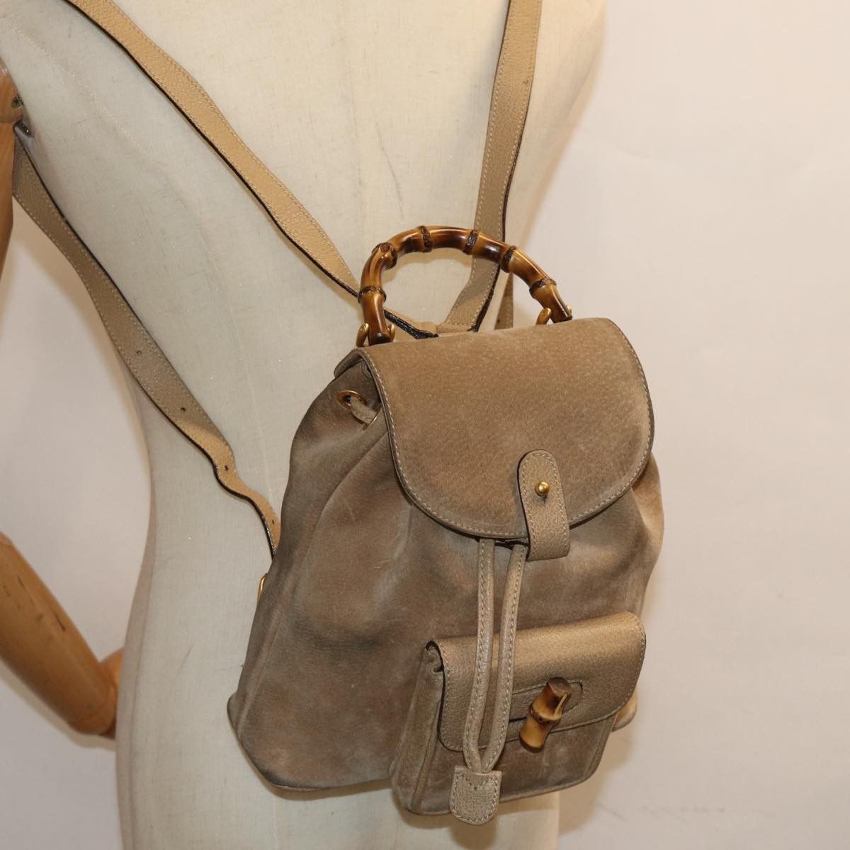Gucci Bamboo Beige Suede Backpack Bag (Pre-Owned) Size ONE SIZE - 7 Thumbnail