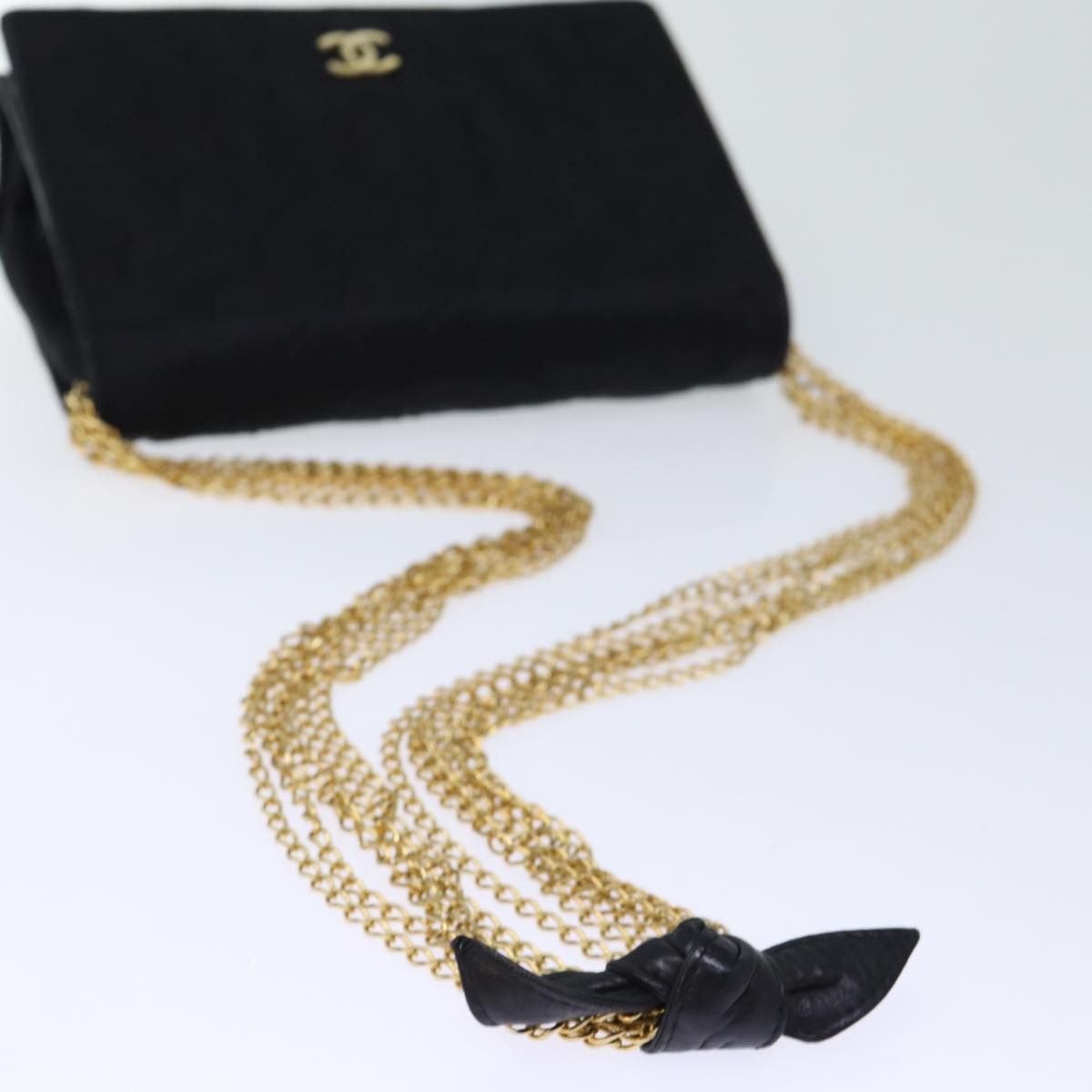 Chanel Matelassé Black Silk Shoulder Bag (Pre-Owned) Size ONE SIZE - 4 Thumbnail