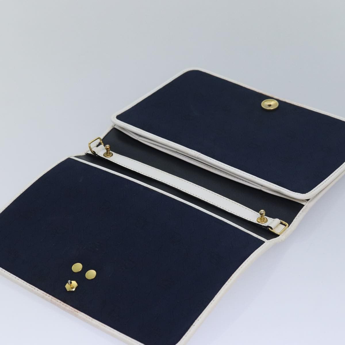 Dior White Leather Clutch Bag (Pre-Owned) Size ONE SIZE - 5 Thumbnail