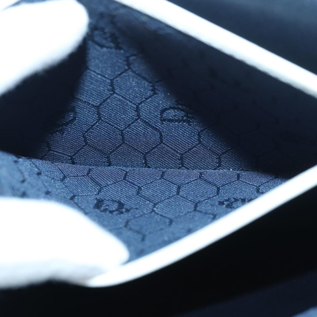 Dior White Leather Clutch Bag (Pre-Owned) Size ONE SIZE - 18 Thumbnail