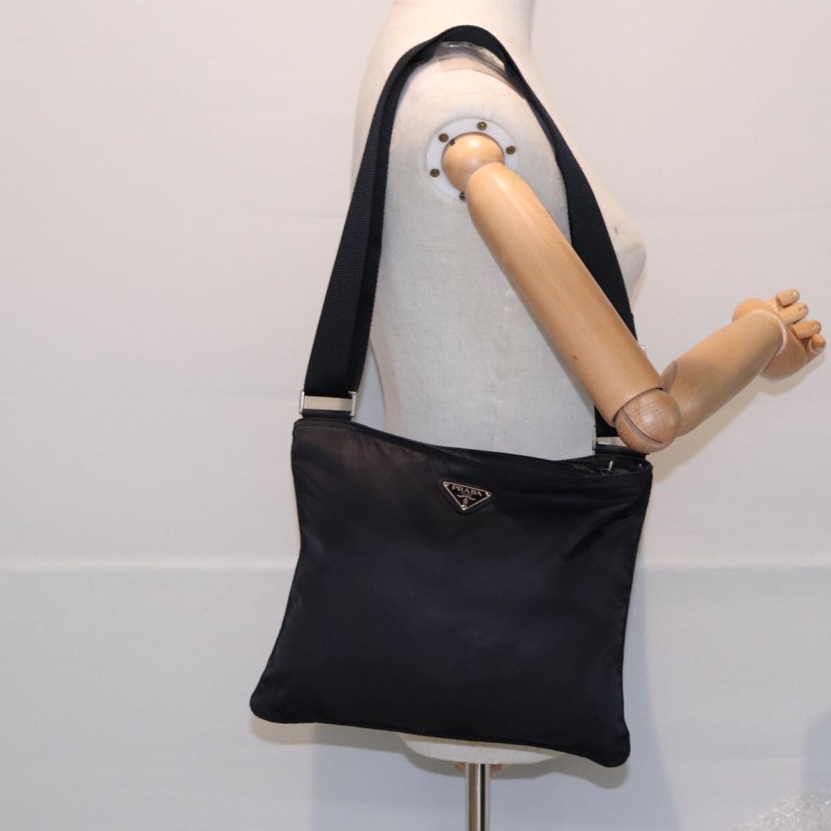 Prada Tessuto Black Synthetic Shoulder Bag (Pre-Owned) Size ONE SIZE - 7 Thumbnail