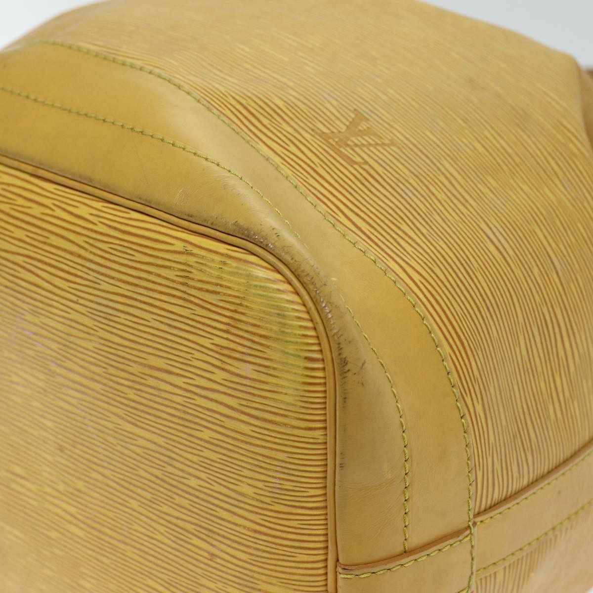 Louis Vuitton Noe Yellow Leather Shoulder Bag (Pre-Owned) Size ONE SIZE - 14 Thumbnail