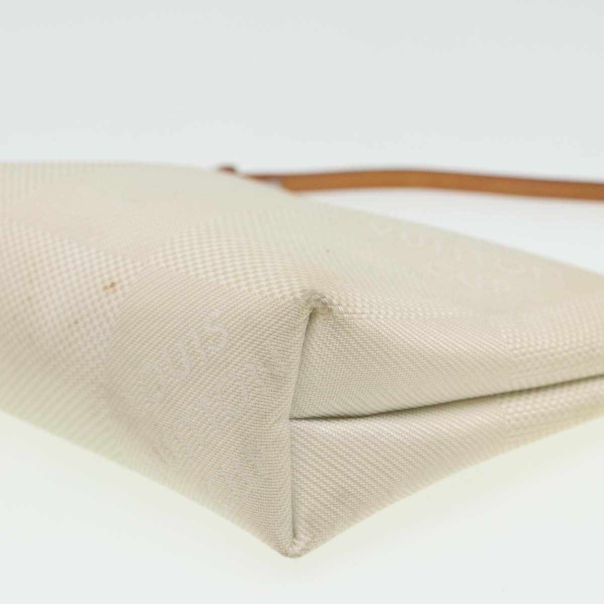 Louis Vuitton Volunteer White Canvas Clutch Bag (Pre-Owned) Size ONE SIZE - 15 Thumbnail