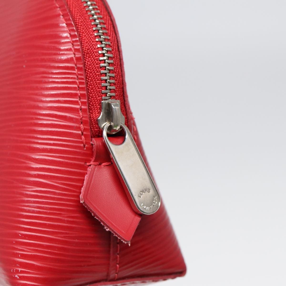 Louis Vuitton Cosmetic Pouch Red Leather Clutch Bag (Pre-Owned) Size ONE SIZE - 14 Thumbnail
