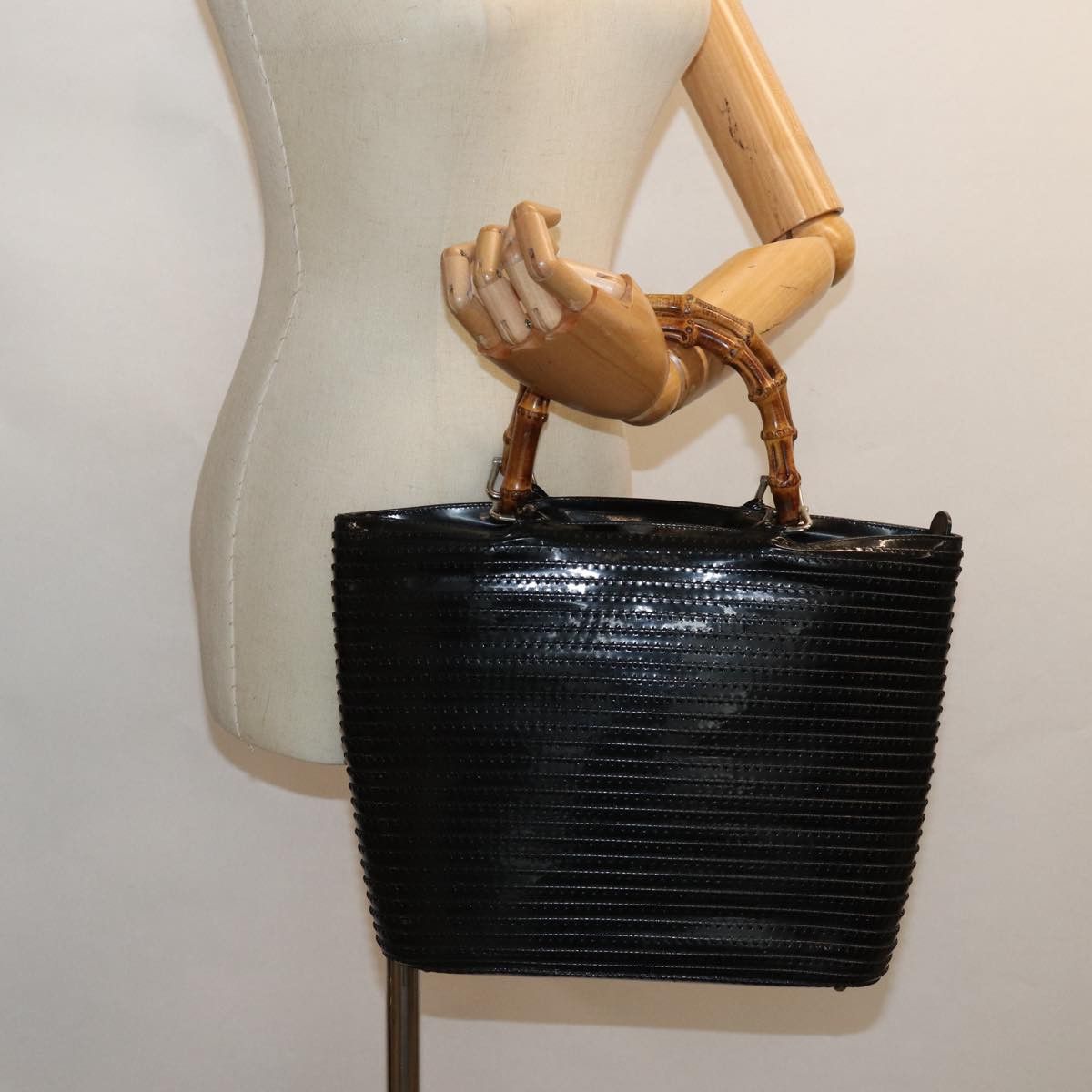 Gucci Bamboo Black Leather Handbag (Pre-Owned) Size ONE SIZE - 7 Thumbnail