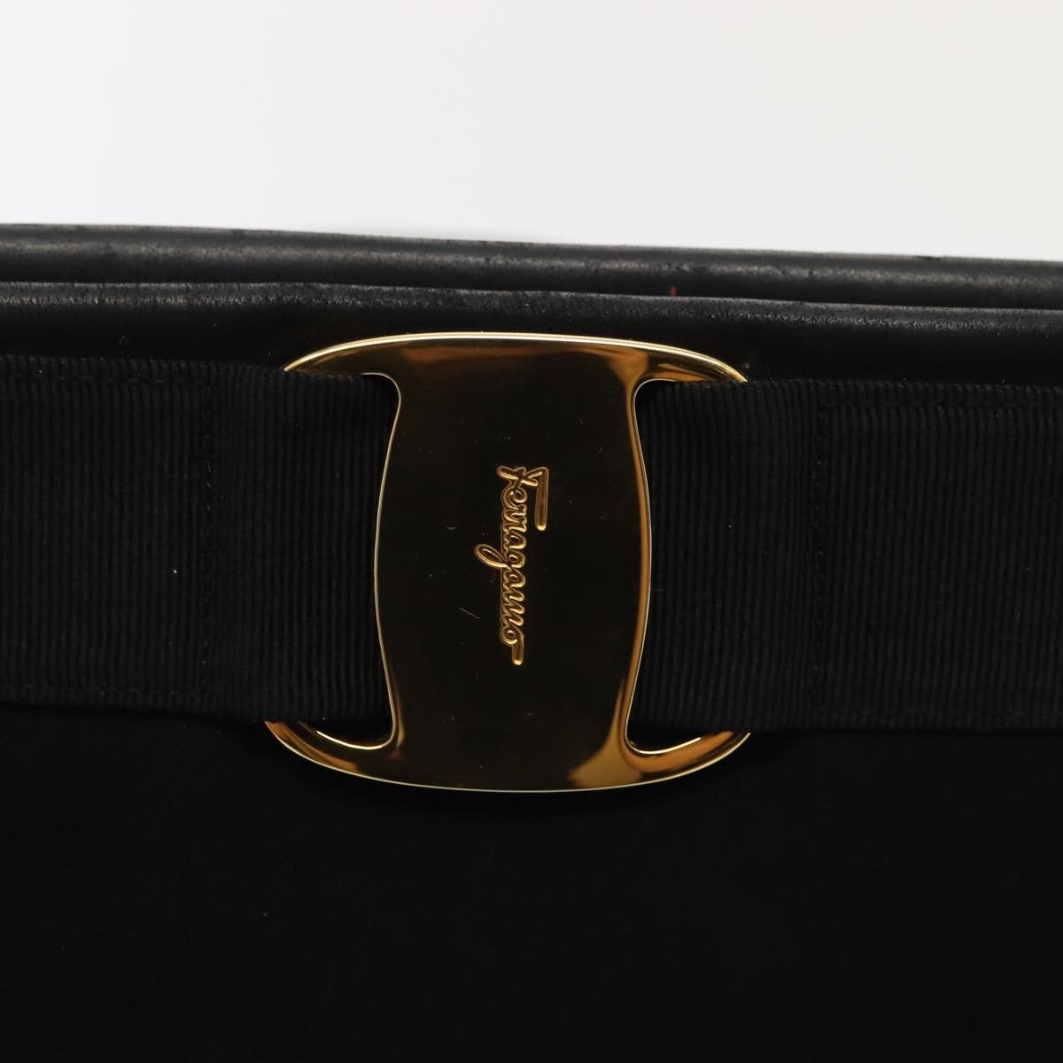 Salvatore Ferragamo Black Suede Shoulder Bag (Pre-Owned) Size ONE SIZE - 12 Thumbnail