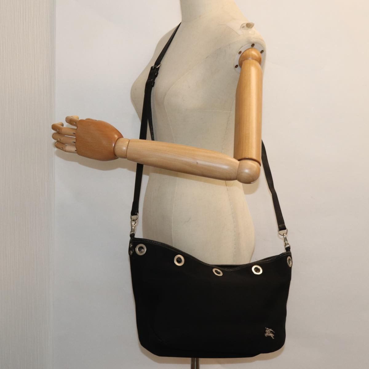 Burberry Nova Check Black Canvas Shoulder Bag (Pre-Owned) Size ONE SIZE - 14 Thumbnail
