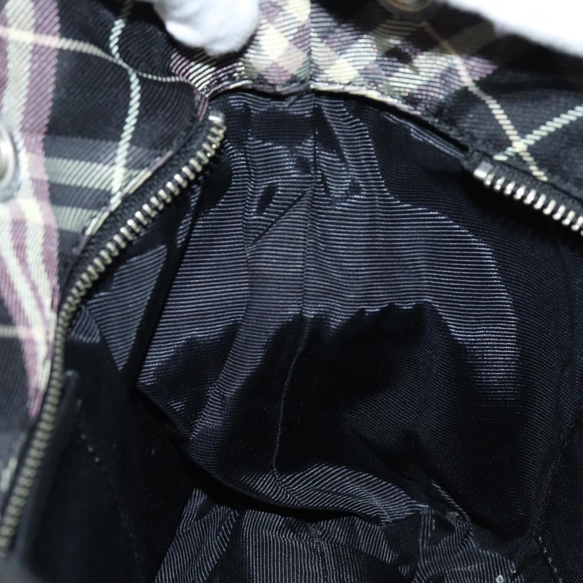Burberry Nova Check Black Canvas Shoulder Bag (Pre-Owned) Size ONE SIZE - 19 Thumbnail
