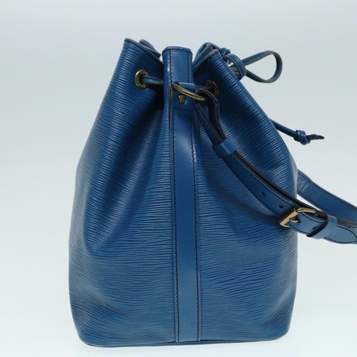 Louis Vuitton Noe Blue Calfskin Shoulder Bag (Pre-Owned) Size ONE SIZE - 10 Thumbnail