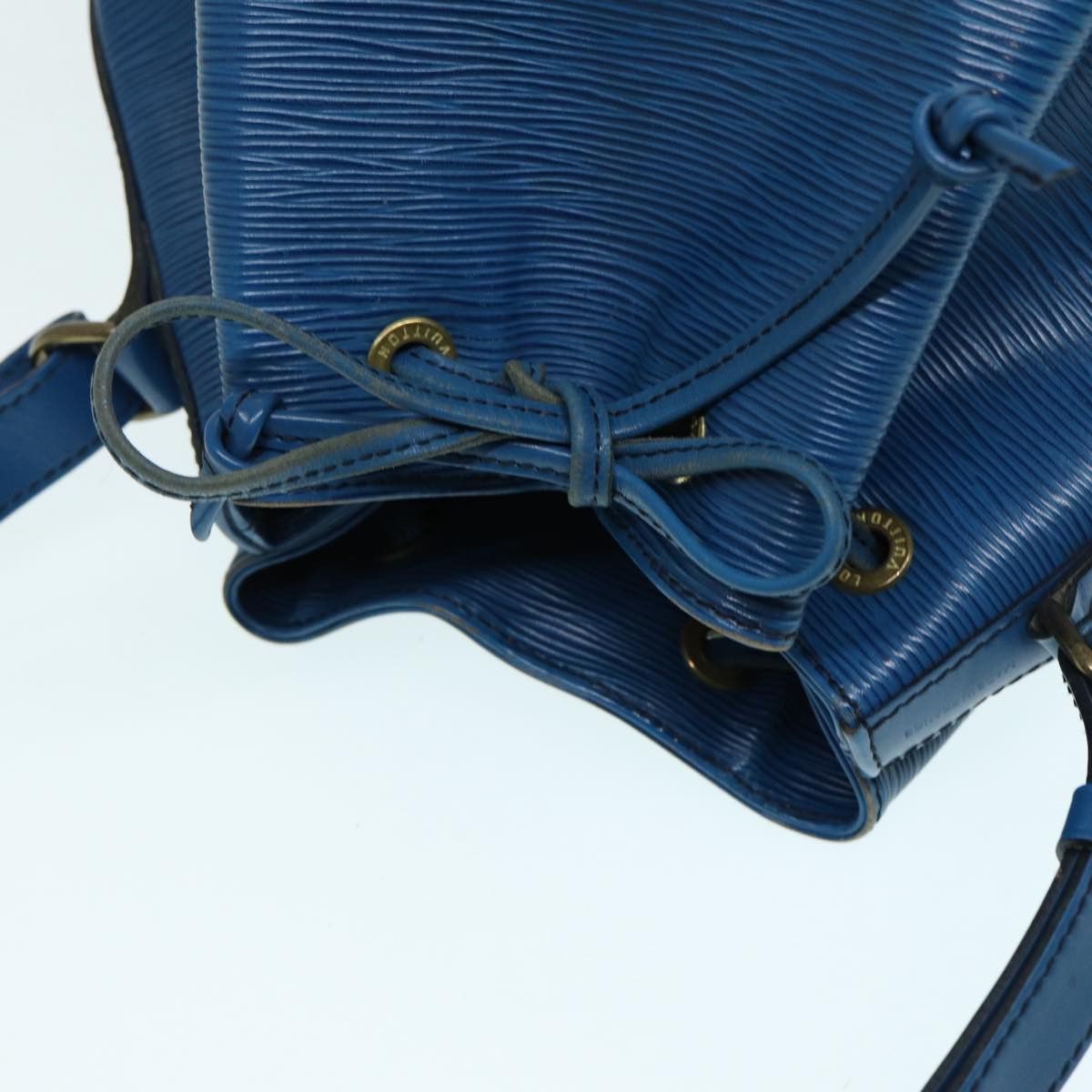 Louis Vuitton Noe Blue Calfskin Shoulder Bag (Pre-Owned) Size ONE SIZE - 4 Thumbnail