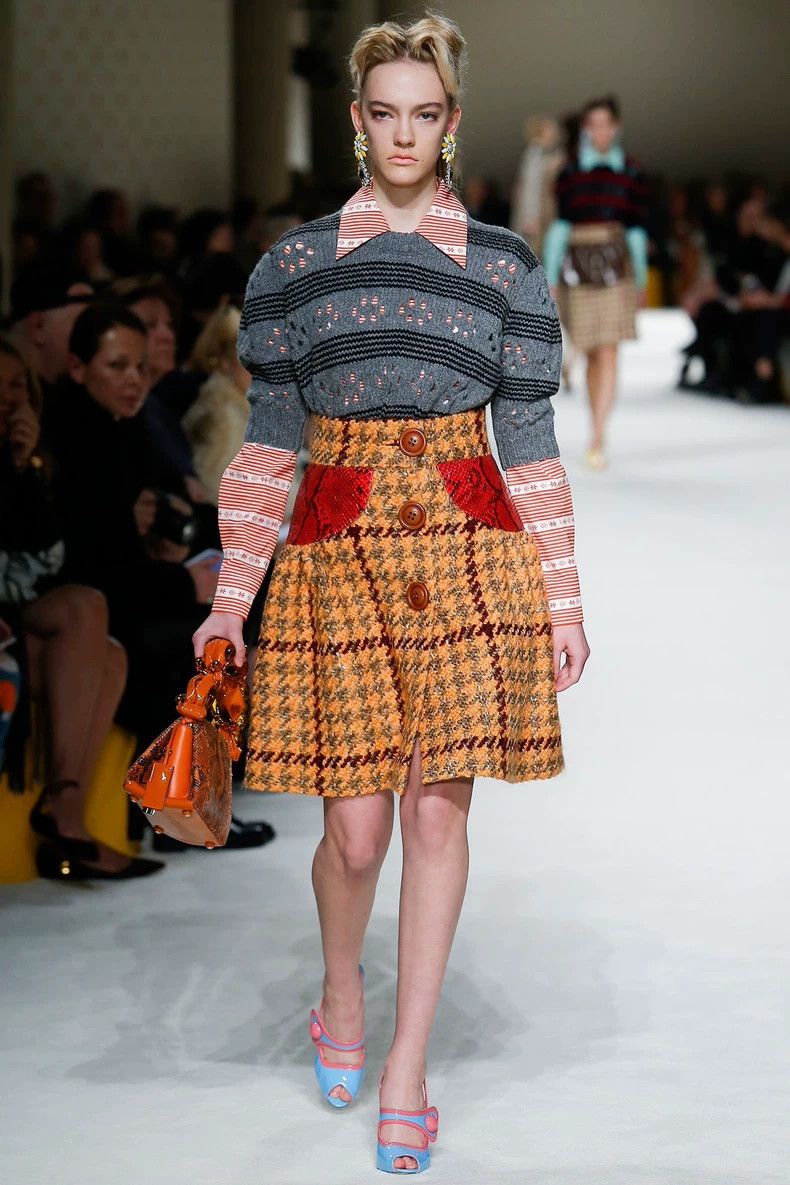 Miu Miu MIU MIUAW15 show Miu Miu hollow wool sweater Size US XS / EU 42 / 0 - 5 Thumbnail