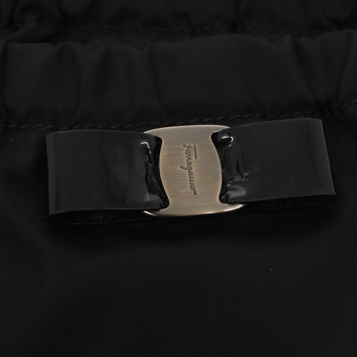 Salvatore Ferragamo Vara Black Synthetic Handbag (Pre-Owned) Size ONE SIZE - 18 Thumbnail