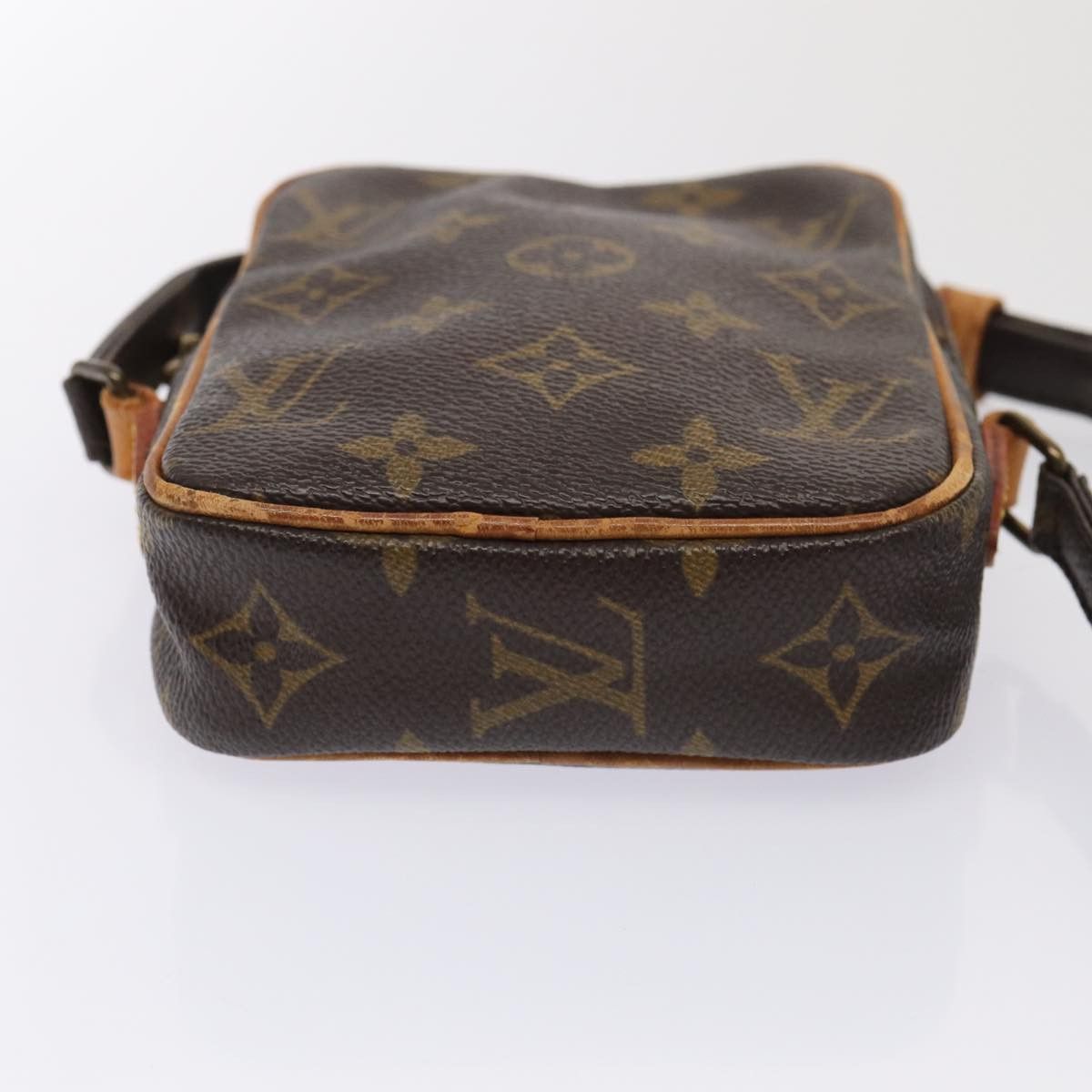 Louis Vuitton Danube Brown Canvas Shoulder Bag (Pre-Owned) Size ONE SIZE - 3 Thumbnail