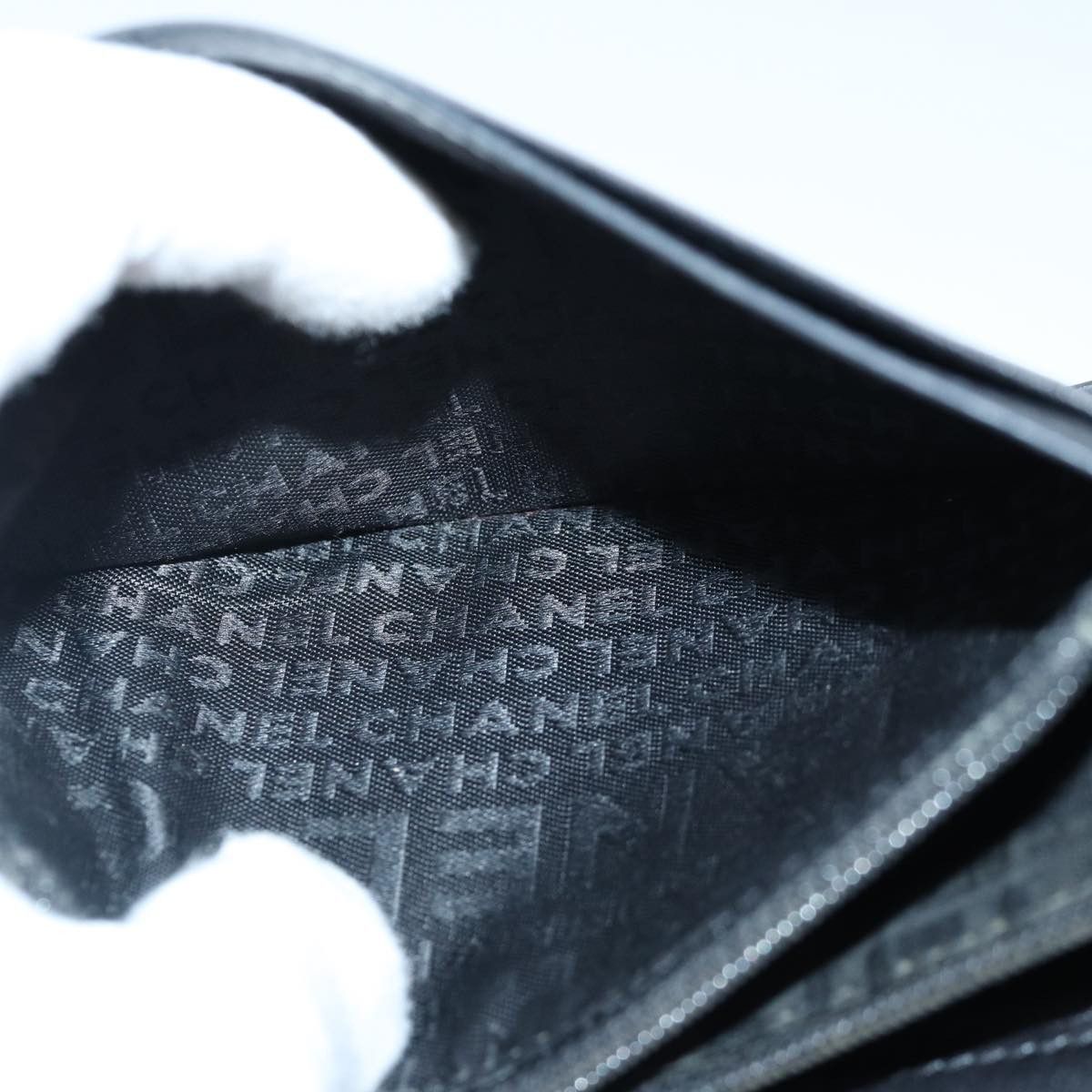 Chanel - Black Leather Wallet (Pre-Owned) Size ONE SIZE - 19 Thumbnail