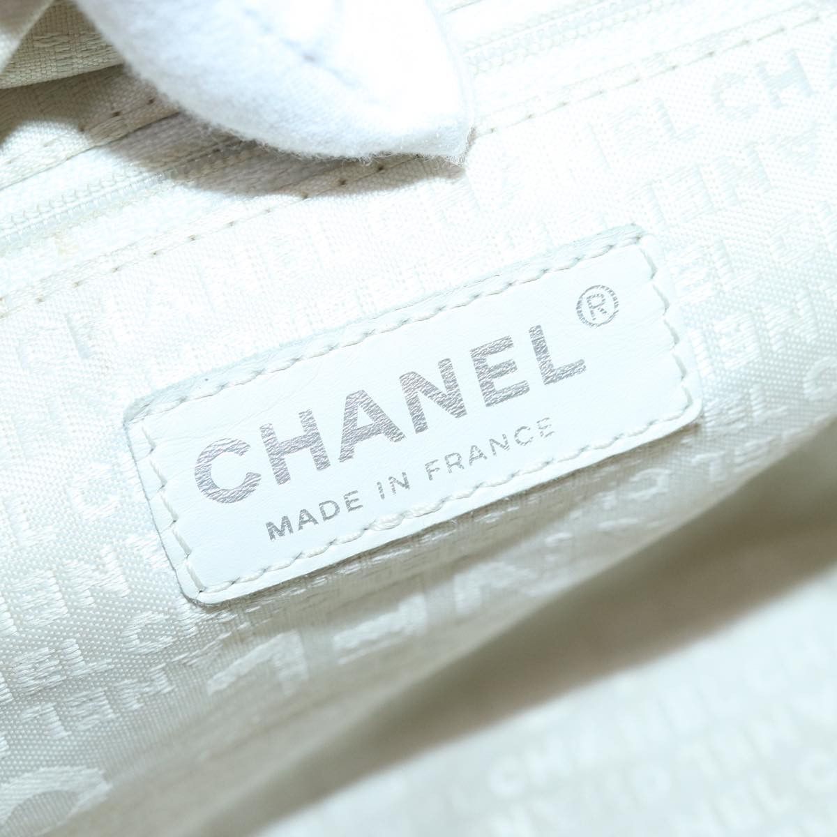 Chanel Matelassé Grey Leather Handbag (Pre-Owned) Size ONE SIZE - 8 Thumbnail
