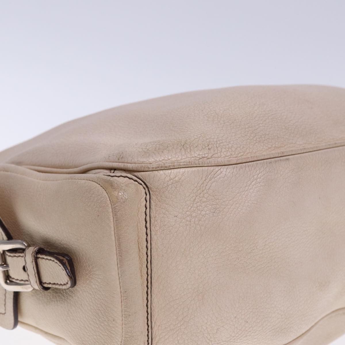 Vitello Beige Leather Shoulder Bag (Pre-Owned)