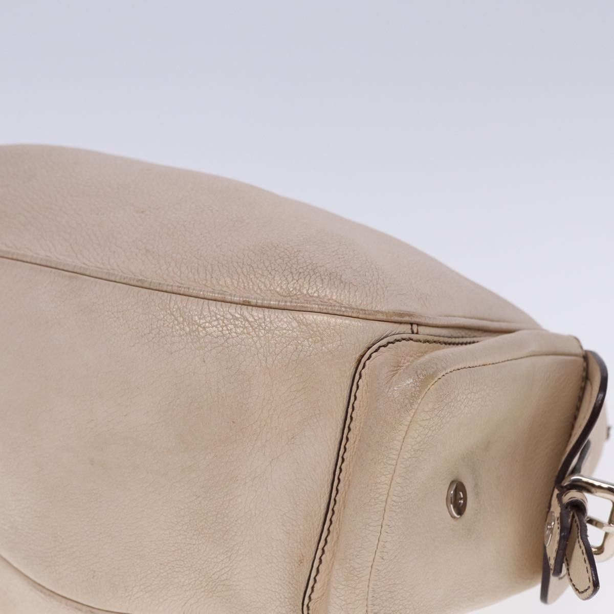 Vitello Beige Leather Shoulder Bag (Pre-Owned)