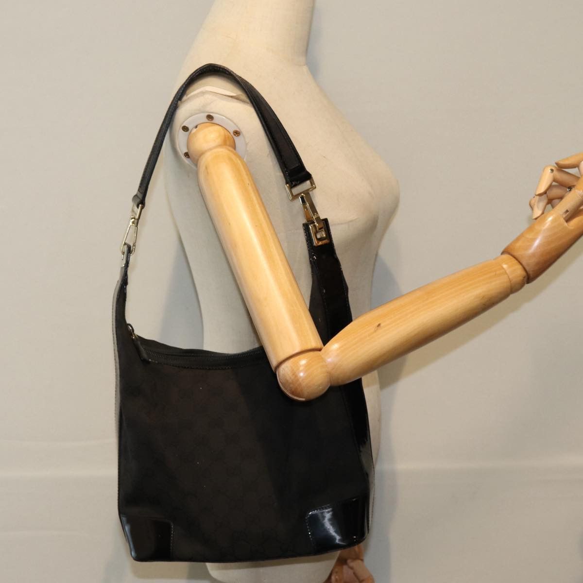 Gucci Gg Supreme Black Canvas Shoulder Bag (Pre-Owned) Size ONE SIZE - 7 Thumbnail