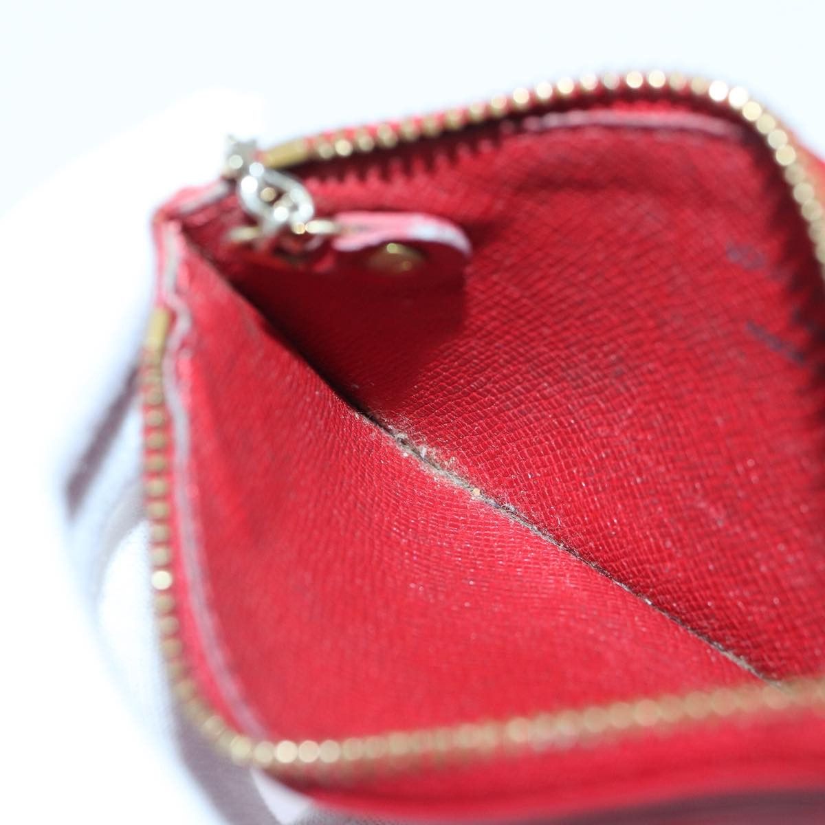 Louis Vuitton Pochette Clés Red Leather Wallet (Pre-Owned) Size ONE SIZE - 14 Thumbnail