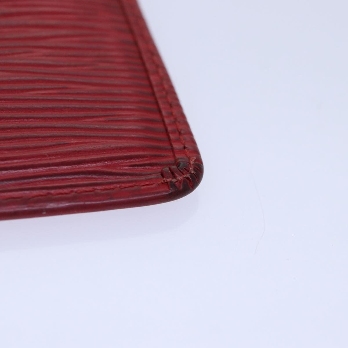 Louis Vuitton Pochette Clés Red Leather Wallet (Pre-Owned) Size ONE SIZE - 16 Thumbnail