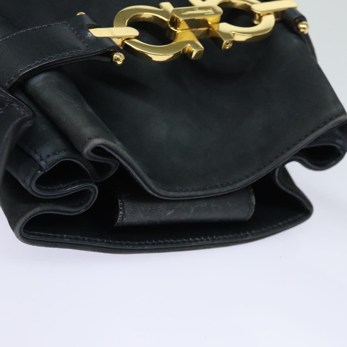 Salvatore Ferragamo Gancini Navy Suede Shoulder Bag (Pre-Owned) Size ONE SIZE - 16 Thumbnail