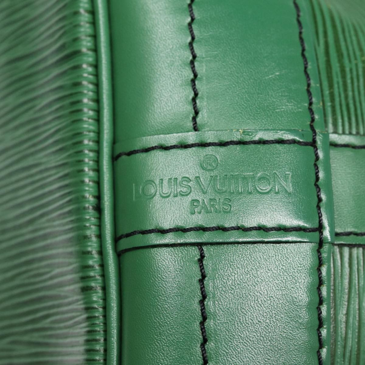 Louis Vuitton Noe Green Leather Shoulder Bag (Pre-Owned) Size ONE SIZE - 10 Thumbnail