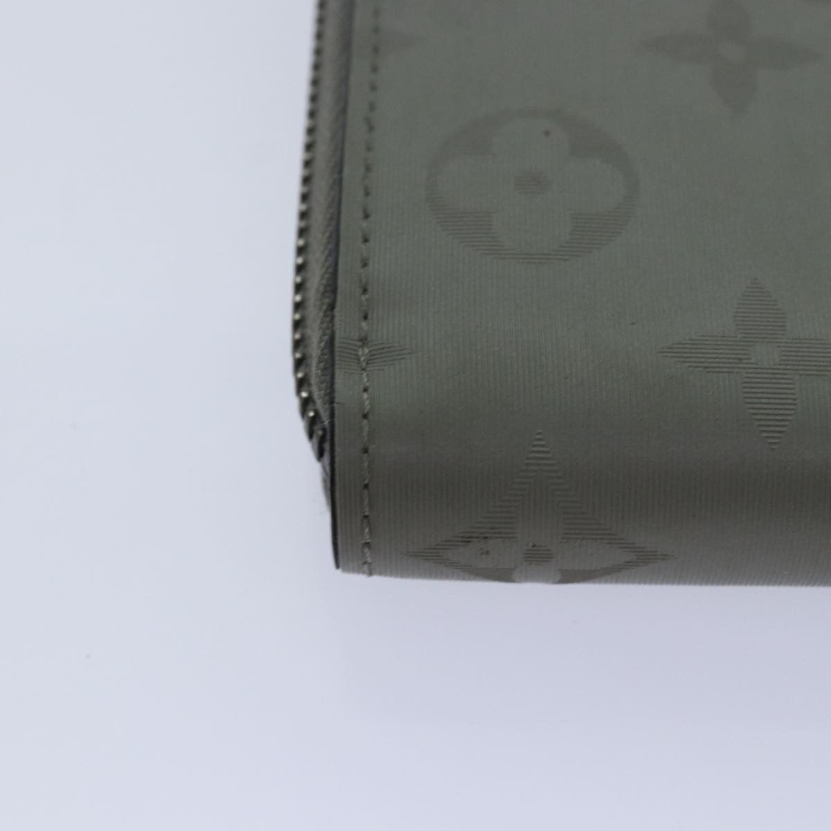 Louis Vuitton Cosmos Grey Canvas Wallet (Pre-Owned) Size ONE SIZE - 12 Thumbnail
