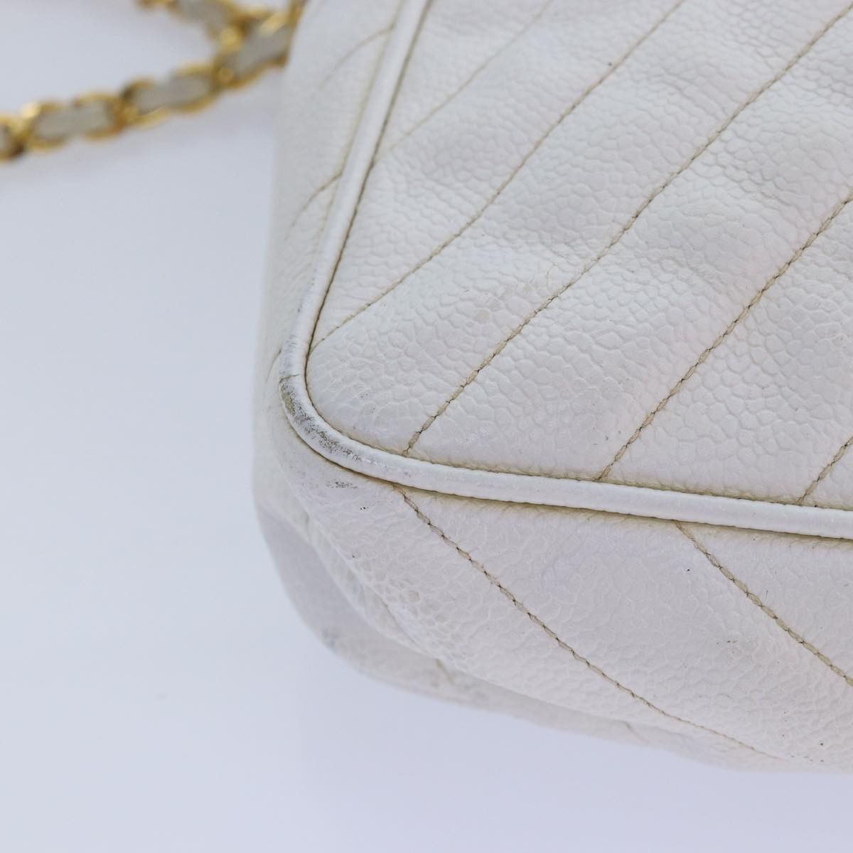 Chanel Mademoiselle White Leather Shoulder Bag (Pre-Owned) Size ONE SIZE - 17 Thumbnail