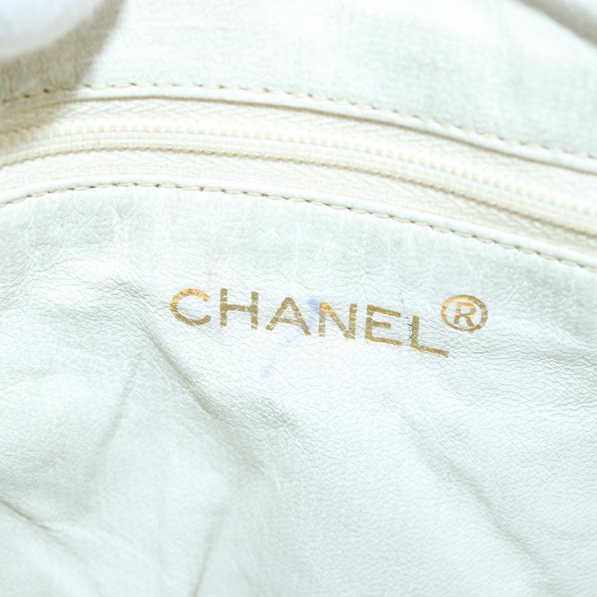 Chanel Mademoiselle White Leather Shoulder Bag (Pre-Owned) Size ONE SIZE - 19 Thumbnail