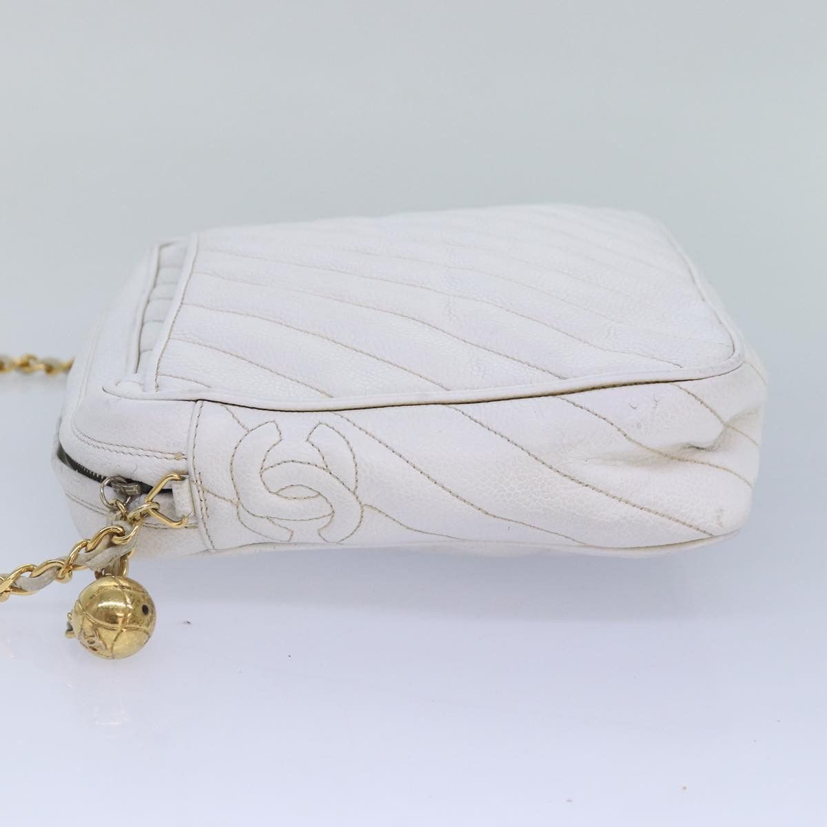 Chanel Mademoiselle White Leather Shoulder Bag (Pre-Owned) Size ONE SIZE - 13 Thumbnail