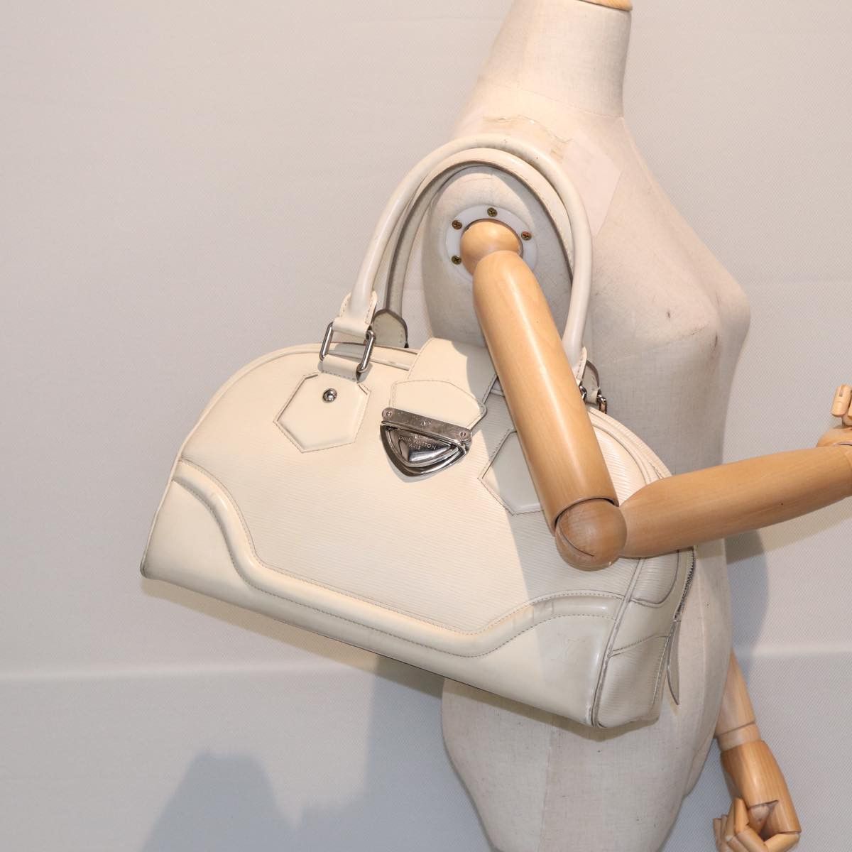 Louis Vuitton Bowling White Leather Handbag (Pre-Owned) Size ONE SIZE - 7 Thumbnail