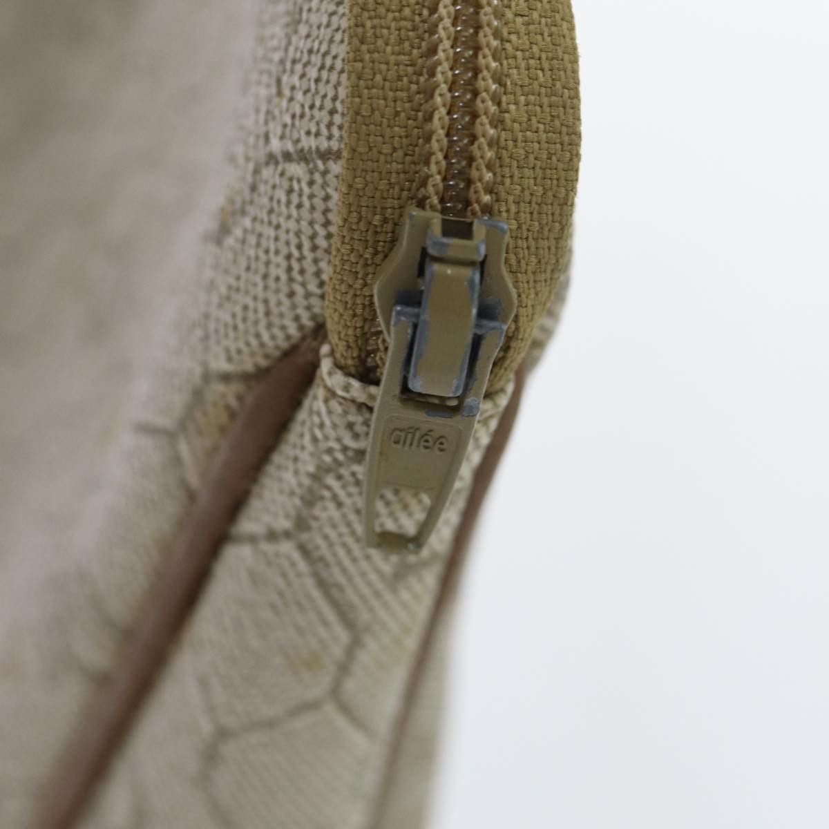 Dior Honeycomb Beige Canvas Clutch Bag (Pre-Owned) Size ONE SIZE - 9 Thumbnail