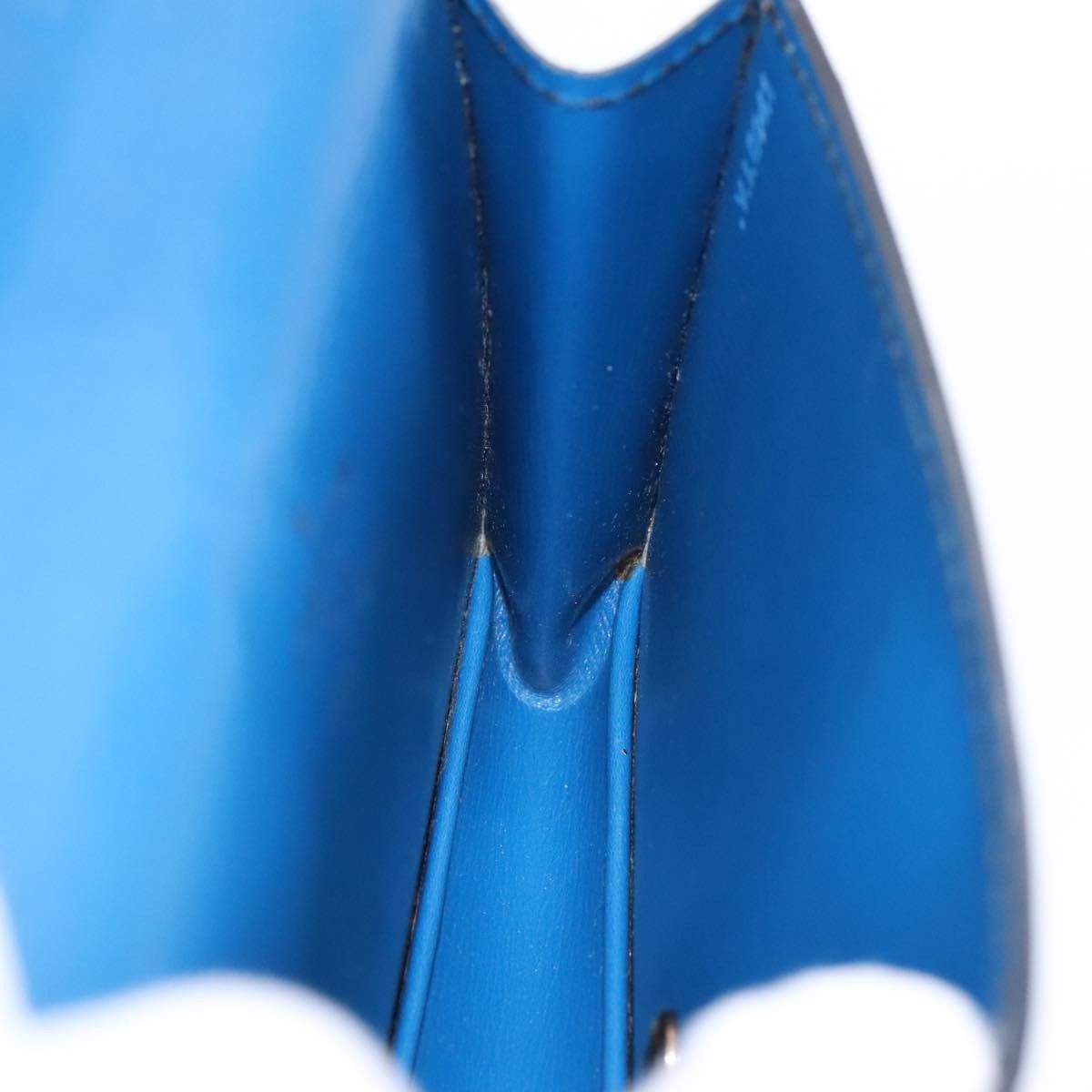 Louis Vuitton Blue Leather Clutch Bag (Pre-Owned) Size ONE SIZE - 15 Thumbnail