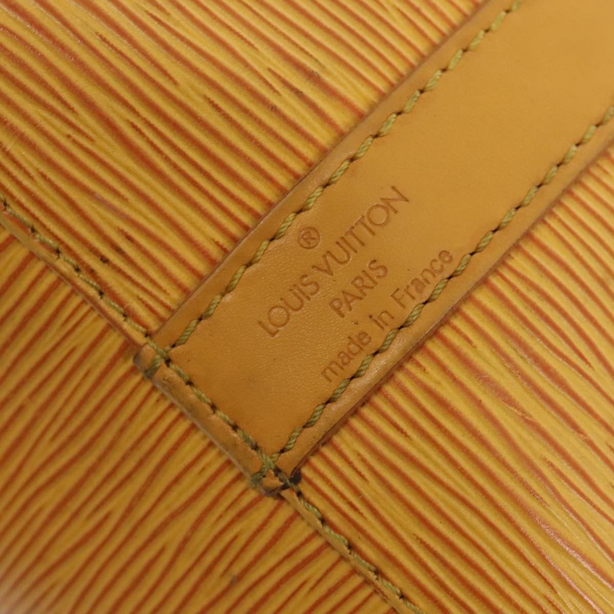 Louis Vuitton Noe Yellow Leather Shoulder Bag (Pre-Owned) Size ONE SIZE - 11 Thumbnail