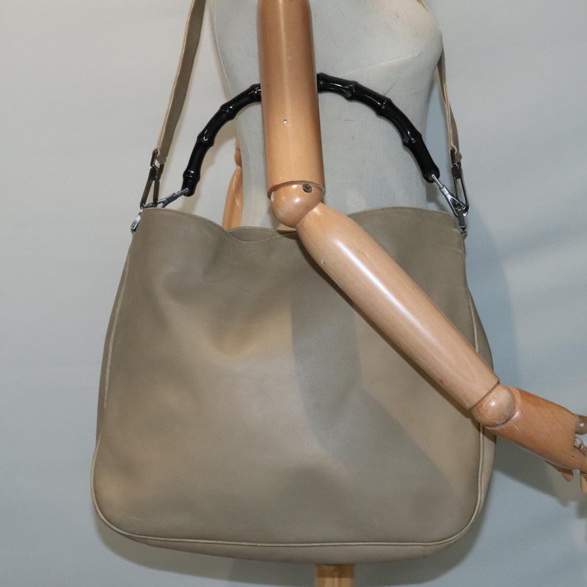 Gucci Bamboo Beige Leather Shoulder Bag (Pre-Owned) Size ONE SIZE - 14 Thumbnail