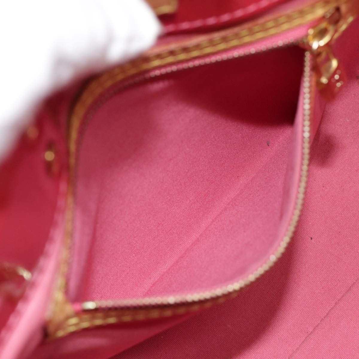 Louis Vuitton Reade Red Patent Leather Handbag (Pre-Owned) Size ONE SIZE - 14 Thumbnail