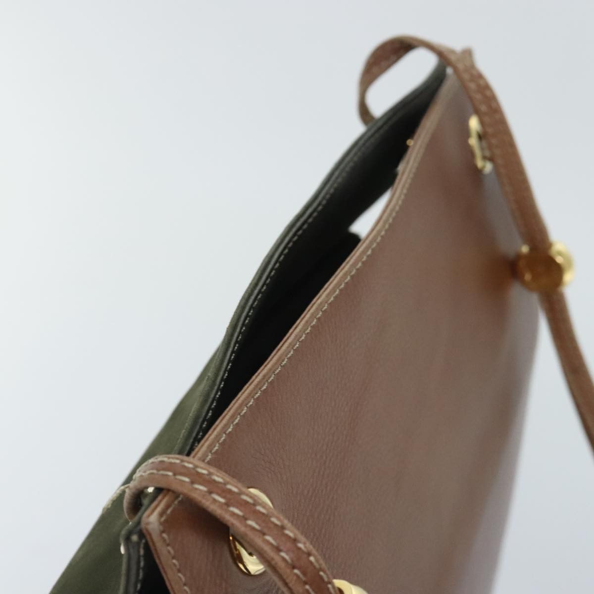 Bally Khaki Suede Shoulder Bag (Pre-Owned) Size ONE SIZE - 15 Thumbnail