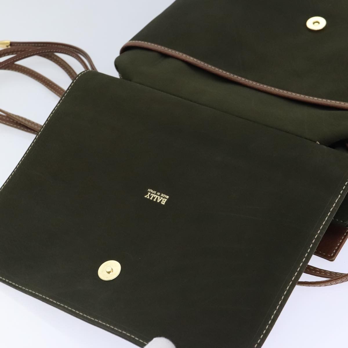 Bally Khaki Suede Shoulder Bag (Pre-Owned) Size ONE SIZE - 19 Thumbnail