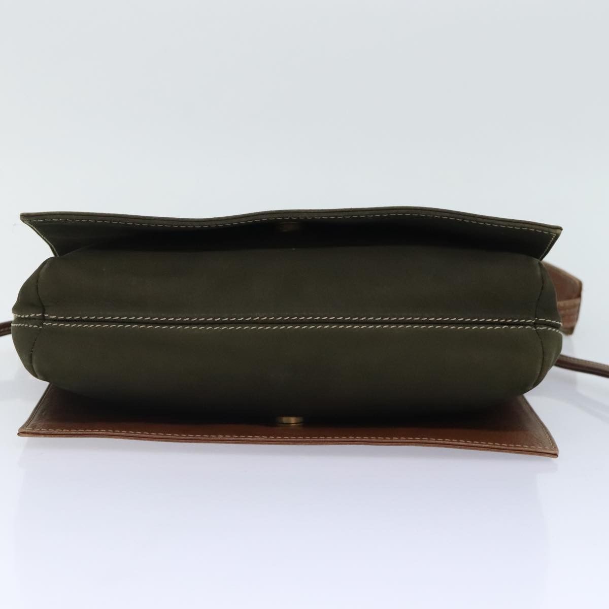Bally Khaki Suede Shoulder Bag (Pre-Owned) Size ONE SIZE - 16 Thumbnail