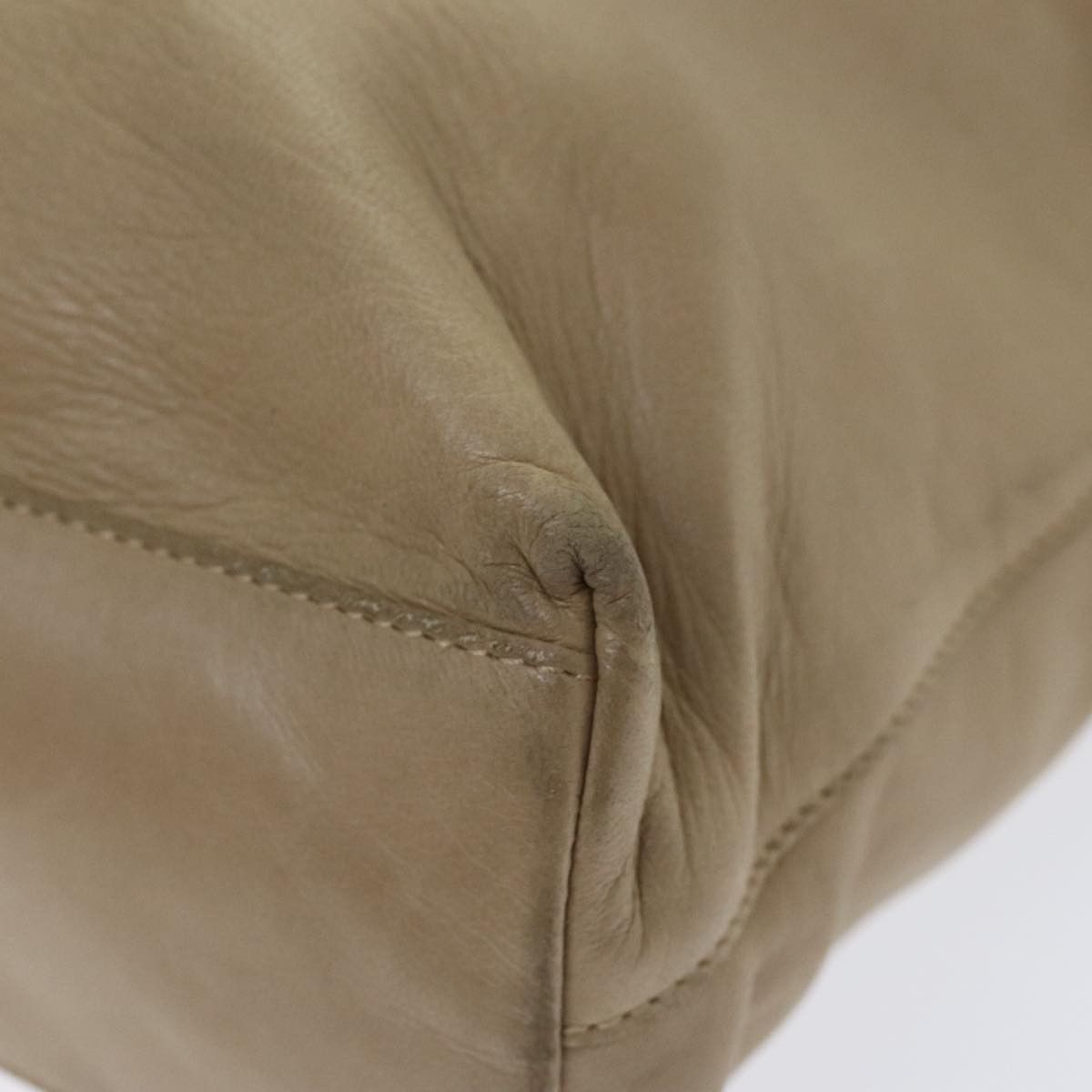 Prada Beige Leather Shoulder Bag (Pre-Owned) Size ONE SIZE - 6 Thumbnail