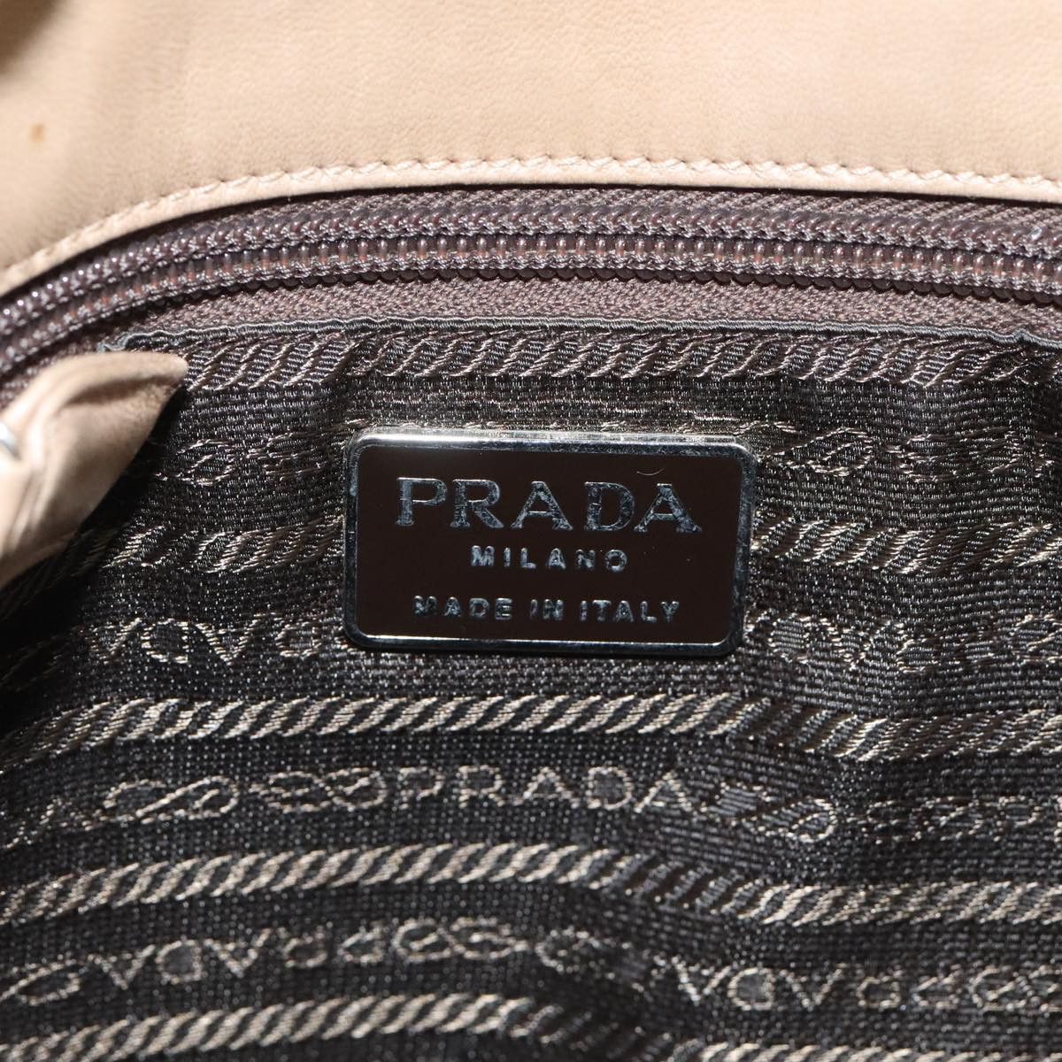 Prada Beige Leather Shoulder Bag (Pre-Owned) Size ONE SIZE - 18 Thumbnail