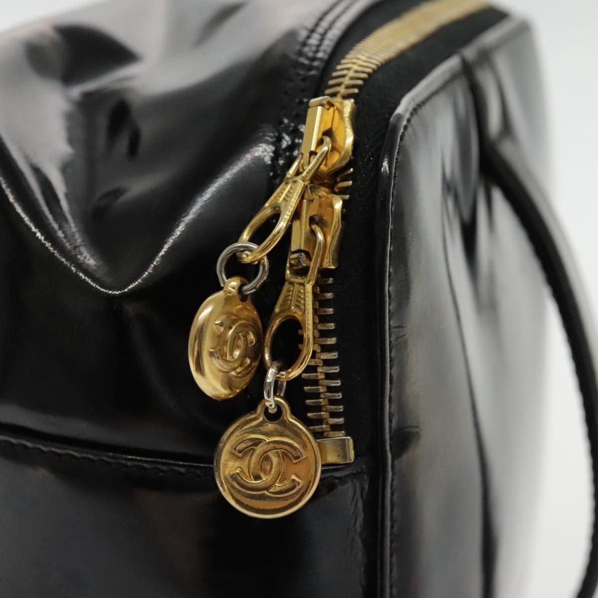 Chanel Vanity Black Patent Leather Clutch Bag (Pre-Owned) Size ONE SIZE - 11 Thumbnail