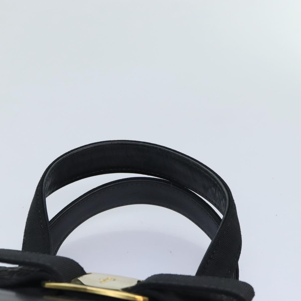 Salvatore Ferragamo Vara Black Leather Handbag (Pre-Owned) Size ONE SIZE - 17 Thumbnail